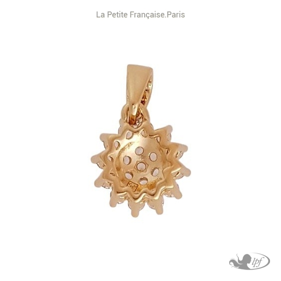 Pendentif fleur vintage plaqué or et zirconiums - La Petite Française