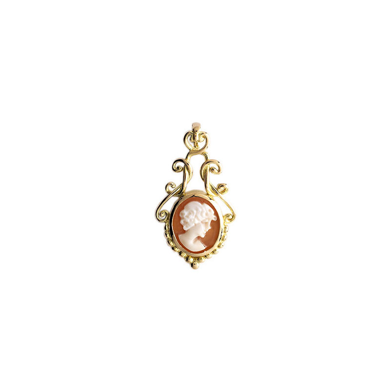 Pendentif camée volutes en or 9 carats  